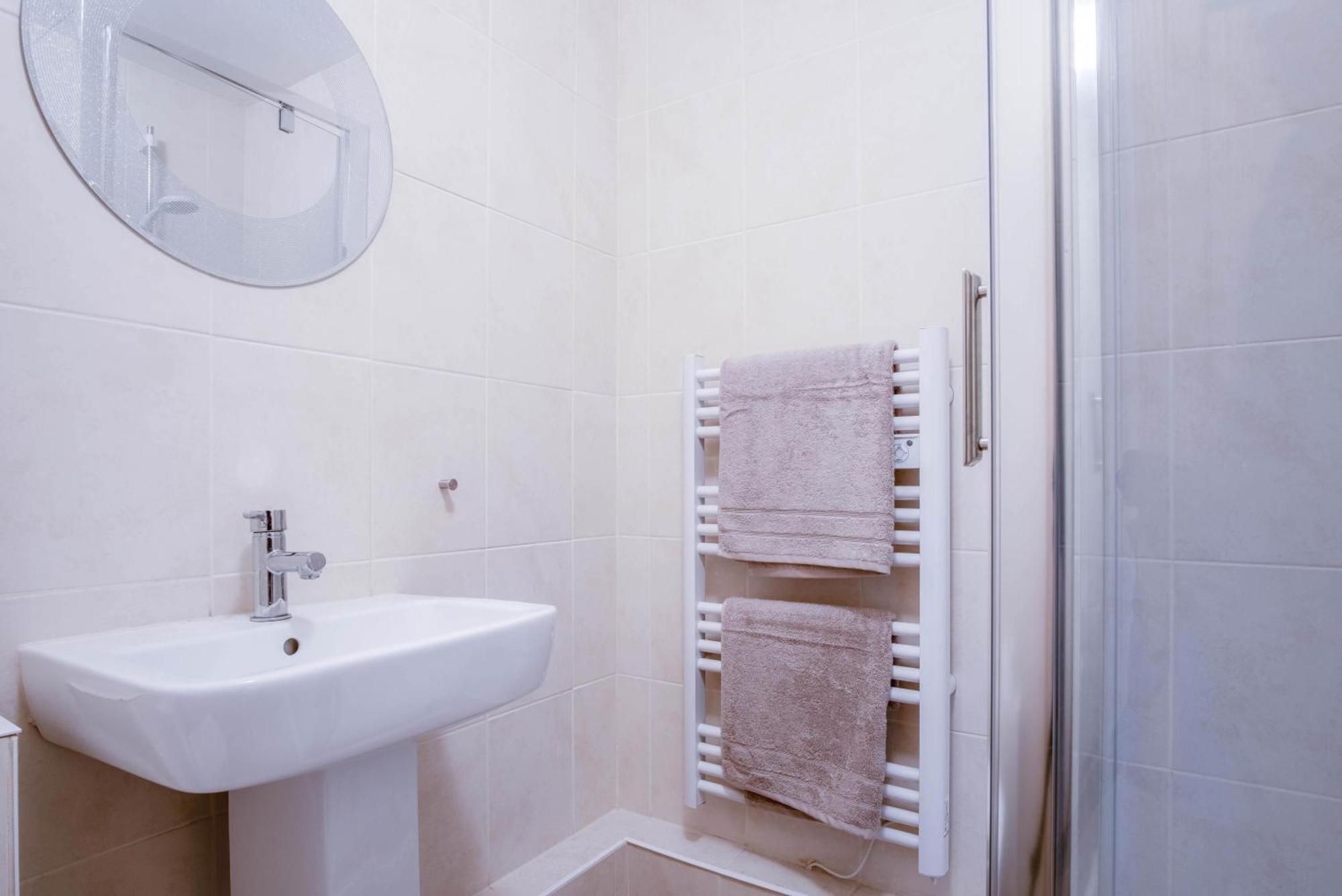 Harbour Hideaway - 1 Bedroom Apartment - 손더스풋 외부 사진